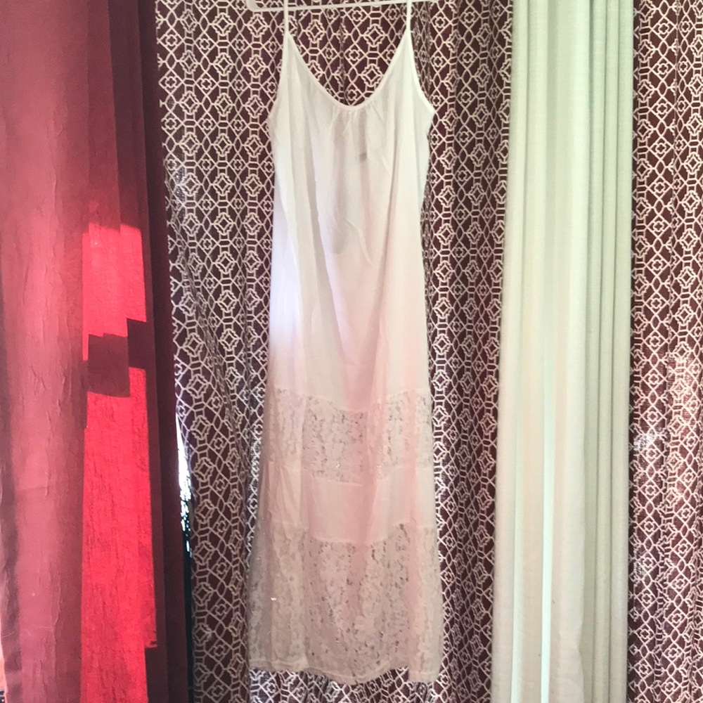 Zanzea Maxi Dress. Perfect for summer. NWT